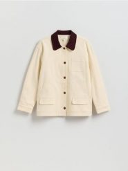 Bawełniana kurtka z kołnierzem - złamana biel. Kurtki damskie Reserved, l, bez wzorów, z bawełny, bez kaptura. Za 299.99 zł.