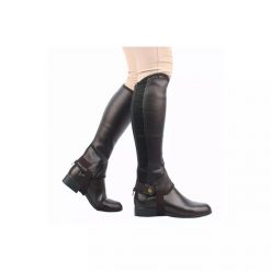 Czapsy dla dziewczynek Weatherbeeta Saxon Equileather. Czarne buty sportowe dziewczęce WEATHERBEETA, bez wzorów, ze skóry, bez zapięcia, do jazdy konnej. Za 207.50 zł.