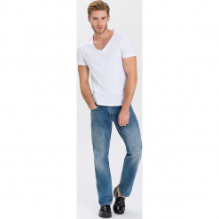 Dżinsy "Antonio" - Relax Fit - w kolorze błękitnym. Niebieskie jeansy męskie Cross Jeans. W wyprzedaży za 136.95 zł.