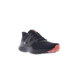 Buty do biegania męskie New Balance 411 RU3. Buty sportowe męskie New Balance, z syntetyku, bez zapięcia, do biegania. W wyprzedaży za 199.99 zł.
