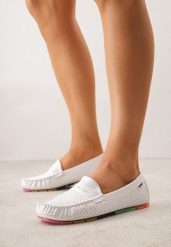 Białe Ażurowe Mokasyny ze Skórzaną Wkładką Ozdobione Przeszyciami Sylilise. Białe mokasyny damskie Born2be, z jeansu, klasyczne. Za 99.99 zł.