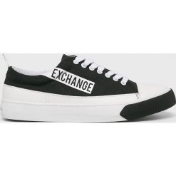 Armani Exchange - Buty. Czarne buty sportowe męskie Armani Exchange, z materiału, bez zapięcia. W wyprzedaży za 399.90 zł.