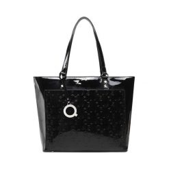 Torebka QUAZI. Czarne torebki do ręki damskie QUAZI, bez wzorów, klasyczne, bez dodatków. Za 179.96 zł.