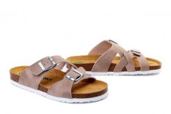 DR. BRINKMANN 700575-08 beige, klapki damskie. Brązowe klapki damskie Dr. Brinkmann, bez wzorów, bez obcasa, bez zapięcia. Za 219.90 zł.