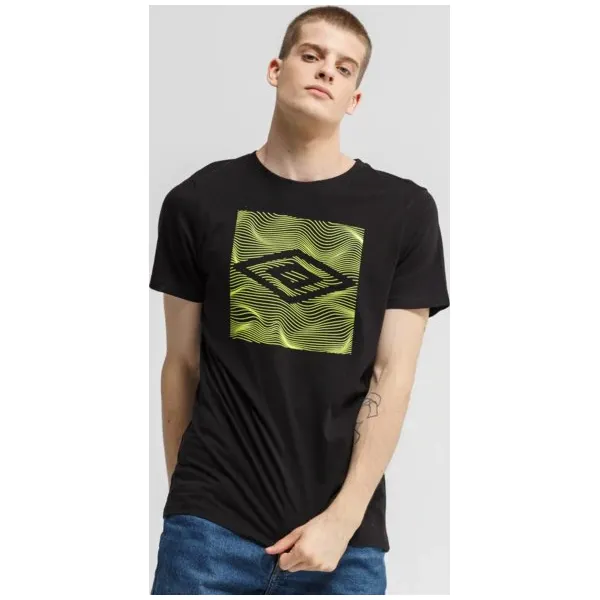 Umbro Koszulka Duncan , czarny, rozmiar L. Czarne koszulki sportowe męskie Umbro, l, bez wzorów, z bawełny, bez kołnierzyka, bez ramiączek, climacool (adidas). Za 59.99 zł.