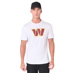 Koszulka Washington Commanders NFL. Białe koszulki sportowe męskie New Era, xs, bez wzorów, z materiału, bez kołnierzyka, bez ramiączek, do piłki nożnej. Za 174.00 zł.