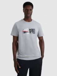 4F T-shirt regular z nadrukiem męski - szary L. Szare t-shirty męskie 4f, l, bez wzorów, bez kołnierzyka. Za 69.99 zł.