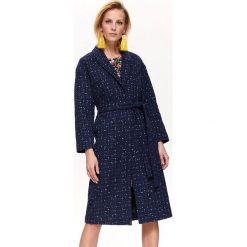 PŁASZCZ DAMSKI ZA KOLANO. Niebieskie płaszcze damskie TOP SECRET, na lato, bez wzorów, z tkaniny, eleganckie, długie, bez kaptura. W wyprzedaży za 179.99 zł.