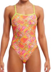 Strój kąpielowy Funkita Hula Bula - Twisted. Brązowe kostiumy jednoczęściowe damskie FUNKITA, s, bez wzorów, z elastanu, wakacyjne, do pływania. Za 199.00 zł.