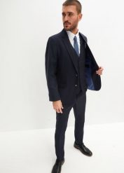 Garnitur z kamizelką i krawatem (4 części), Slim Fit. Niebieskie garnitury męskie bonprix, bez wzorów. Za 659.99 zł.