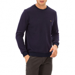 Sweter w kolorze ciemnoniebieskim. Niebieskie swetry przez głowę męskie marki Galvanni, z okrągłym kołnierzem. W wyprzedaży za 229.95 zł.