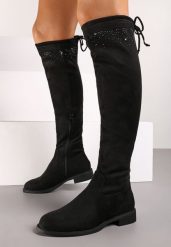 Czarne Płaskie Kozaki w Stylu Muszkieterek ze Sznurkiem i Cyrkoniami Linorielle. Czarne kozaki damskie Born2be, z jeansu, bez obcasa, na płaskiej podeszwie. Za 119.99 zł.