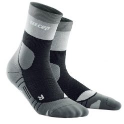 Skarpety do trekkingu damskie CEP Hiking z wełną merino kompresyjne krótkie. Brązowe skarpety damskie CEP, bez wzorów, z wełny. Za 69.00 zł.