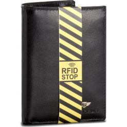Duży Portfel Męski PETERSON - 339/RFID-04-01-01 Black. Czarne portfele męskie Peterson, bez wzorów, ze skóry. W wyprzedaży za 119.00 zł.