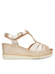 Pikolinos Sandały Aguadulce W3Z-1836Clc1 Złoty. Żółte sandały damskie Pikolinos, bez wzorów, ze skóry, bez obcasa, na koturnie, bez zapięcia. Za 599.99 zł.