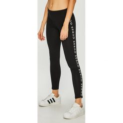 Guess Jeans - Legginsy. Szare jeansy damskie marki Guess Jeans, z nadrukiem, z bawełny. Za 169.90 zł.
