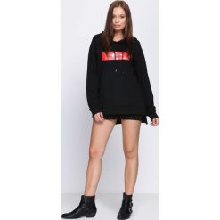 Czarna Bluza Crush Me Fine. Czarne bluzy damskie Born2be. Za 79.99 zł.