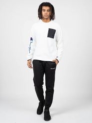 Champion Bluza | 213722 | Mężczyzna | Biały. Białe bluzy męskie Champion, m, bez wzorów, z dzianiny, bez kaptura. W wyprzedaży za 149.00 zł.