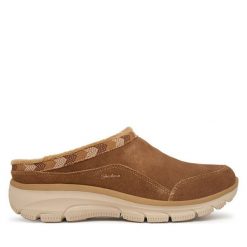 Kapcie Skechers. Brązowe kapcie damskie Skechers, bez wzorów. Za 299.99 zł.