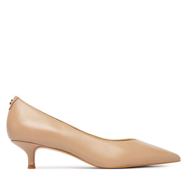 Czółenka Guess. Brązowe czółenka damskie Guess, z aplikacjami, bez obcasa, bez zapięcia. Za 541.99 zł.