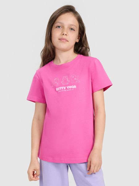 4F T-shirt regular z nadrukiem dziewczęcy - różowy 146 (10-11 lat). Czerwone t-shirty i topy dla dziewczynek 4f, bez wzorów, z bawełny, bez ramiączek. W wyprzedaży za 29.99 zł.