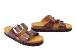 DR. BRINKMANN 700910-23 bronze, klapki damskie. Brązowe klapki damskie Dr. Brinkmann, bez wzorów, ze skóry, bez obcasa. Za 329.90 zł.