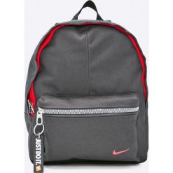 Nike Kids - Plecak dziecięcy. Torby i plecaki dziecięce Nike Kids, z poliesteru. W wyprzedaży za 69.90 zł.