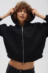 Bluza z kapturem zapinana na zamek w kolorze TOTALLY BLACK - DESEO-M/L. Czarne bluzy sportowe damskie Marsala, l, bez wzorów, z bawełny, z kapturem. Za 349.90 zł.