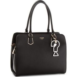 Torebka GUESS - HWVG68 76090 BLA. Czarne torebki do ręki damskie marki Guess, ze skóry ekologicznej. W wyprzedaży za 489.00 zł.