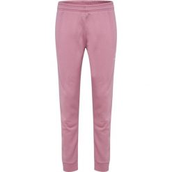 Damskie spodnie dresowe Hummel Mover Cotton Cuff. Fioletowe spodnie dresowe damskie Hummel, bez wzorów, z dresówki. Za 129.50 zł.