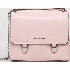 Calvin Klein - Torebka. Szare torby na ramię damskie Calvin Klein. Za 649.90 zł.