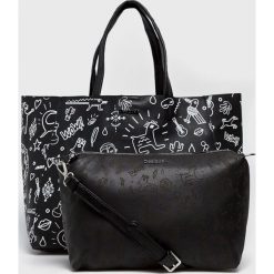 Desigual - Torebka. Czarne torby na ramię damskie Desigual. Za 399.90 zł.