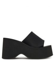 DeeZee Klapki E2485-1 Czarny. Czarne klapki damskie DeeZee, bez wzorów, z materiału, bez obcasa. Za 139.99 zł.