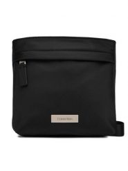 Calvin Klein Saszetka Sleek Slim Flatpack LV04D3234G Czarny. Czarne saszetki męskie Calvin Klein, z materiału. Za 329.99 zł.