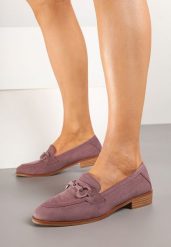 Jasnofioletowe Mokasyny Vices z Wkładką ze Skóry Naturalnej Zdobione Łańcuszkiem Delariona. Fioletowe mokasyny damskie Renee, z jeansu, eleganckie. Za 74.99 zł.
