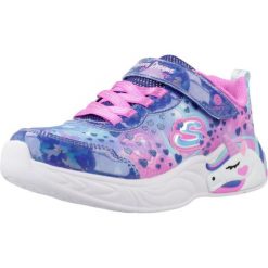 Buty SKECHERS 303063L Fioletowy. Fioletowe obuwie sportowe damskie Skechers, bez wzorów, z syntetyku, na fitness i siłownię. Za 204.99 zł.
