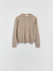 Sweter z kaszmiru - beżowy. Brązowe swetry damskie Reserved, l, bez wzorów, z kaszmiru, bez kołnierzyka, bez ramiączek, bez kaptura. Za 499.99 zł.