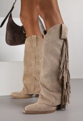 Ciemnobeżowe Kozaki Kowbojki na Obcasie z Wywiniętą Cholewką z Frędzlami Monasatia. Brązowe kozaki damskie Born2be, z dzianiny, bez obcasa, na obcasie. Za 179.99 zł.