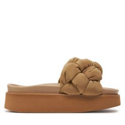 Klapki Inuikii. Czarne klapki damskie Inuikii, bez wzorów, bez obcasa. Za 899.99 zł.