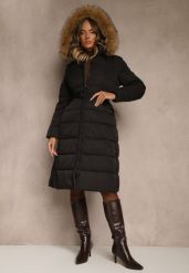 Czarna Pikowana Kurtka o Długim Kroju z Paskiem i Kapturem z Futrem Aveslia. Czarne kurtki damskie Renee, l, bez wzorów, z dzianiny. Za 339.99 zł.