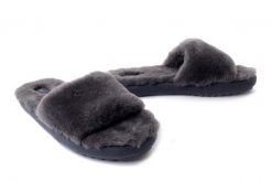 EMU AUSTRALIA W13088 Mckay charcoal/anthracite, kapcie damskie. Szare kapcie damskie Emu Australia, bez wzorów, z wełny. Za 299.90 zł.