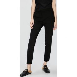 Pinko - Spodnie. Spodnie materiałowe damskie marki Pinko. W wyprzedaży za 499.90 zł.