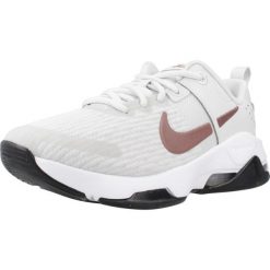 Tenisówki Nike Model Zoom Bella Kolor Szary. Szare obuwie sportowe damskie Nike, bez wzorów, z materiału, sportowe, bez zapięcia. Za 609.00 zł.