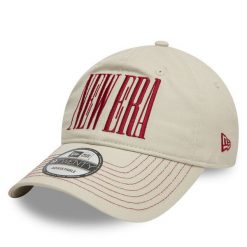 Czapka z daszkiem New Era. Brązowe czapki i kapelusze damskie New Era, bez wzorów. Za 89.99 zł.