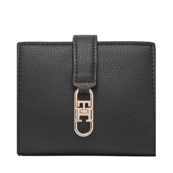 Portfel Tommy Hilfiger. Czarne portfele damskie Tommy Hilfiger, bez wzorów. Za 269.99 zł.