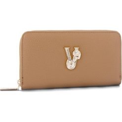 Duży Portfel Damski VERSACE JEANS - E3VSBPV1 70790-148. Portfele damskie marki Versace Jeans. W wyprzedaży za 239.00 zł.