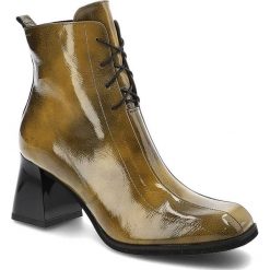 Zielone Botki Clasicco Skórzane Ocieplane Buty Damskie. Zielone botki damskie Clasicco, ze skóry, bez obcasa, na obcasie. Za 389.00 zł.
