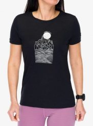 Koszulka damska Super.natural Preikestolen Cliffs Tee. Czarne t-shirty damskie super.natural, l, bez wzorów, z dzianiny, bez kołnierzyka. Za 247.49 zł.