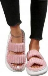 Kapcie Modne Klapki Damskie Wygodne Miękkie Pluszowe Rozmiar 36-37 Różowe. Czerwone kapcie damskie Pan i Pani Gadżet, bez wzorów, bez obcasa. Za 39.00 zł.