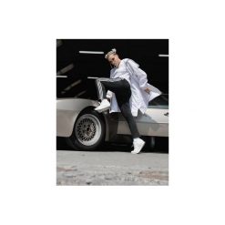PARKA WHITE. Białe parki damskie Rest_factory, z aplikacjami, z poliesteru. Za 369.90 zł.